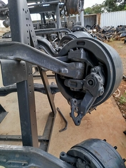 Eixo Dianteiro Scania 124 (ID:16381)