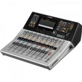 Mesa De Som Yamaha Tf1 Digital 40 Canais Bivolt Preta/prata