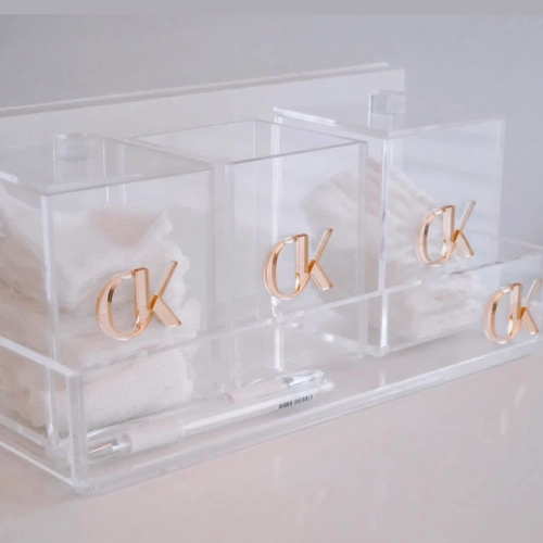 Bandeja P - Logo alto relevo inicial ou desenho