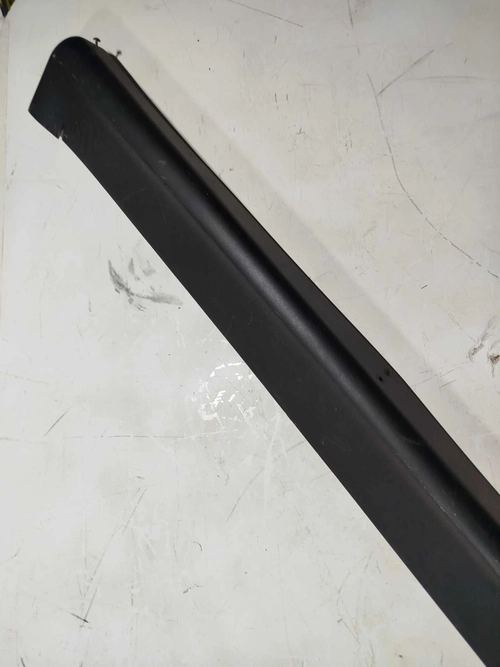 Spoiler lateral saia universal preto Avangard tg poli  (ID:1440)