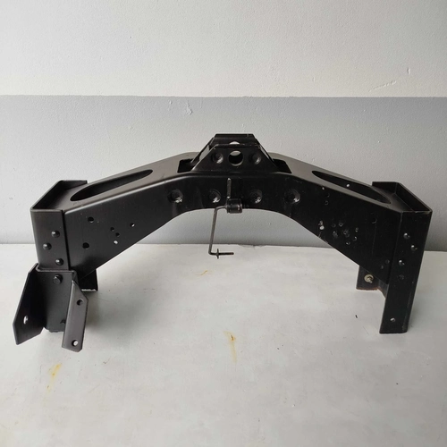 Travessa dianteiro Volkswagen 7100 7110 7120 8100 8120 8150 (ID:8609)