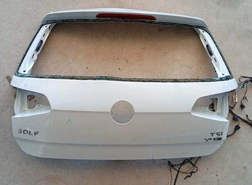 Tampa Traseira Vw Golf Tsi 2013/2018 (ID:14621)