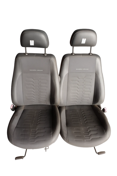 Jogo de bancos (somente dianteiros)Volkswagen Saveiro Cross 1.6 2010/2011 (ID:728)