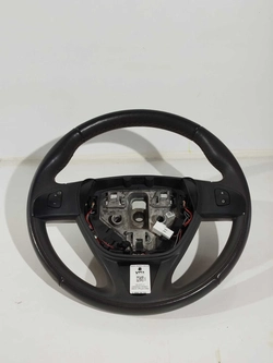 VOLANTE C/ COMANDOS OROCH DYN 1.6 SCE 2022 (Id:5683)