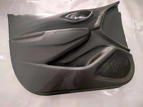 FORRO PORTA DIANTEIRA LE ONIX LTZ AT6 1.4 ECO 2017 (id:7590)