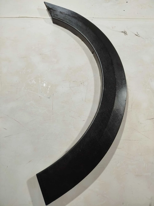 Moldura para-choque tras. LD Saveiro g6 2016 (ID:1353)