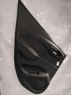 FORRO DE PORTA TRASEIRO LE ONIX LTZ AT6 1.4 ECO 2017 (id:7593)