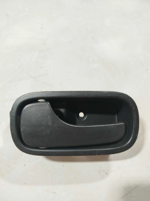 Maçaneta interna porta dianteira LE Fiat uno 2013 (ID:1530)