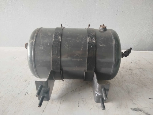 RESERVATÓRIO DE /AR VOLVO FH12/FH16 (ANO2004) (ID:11192)