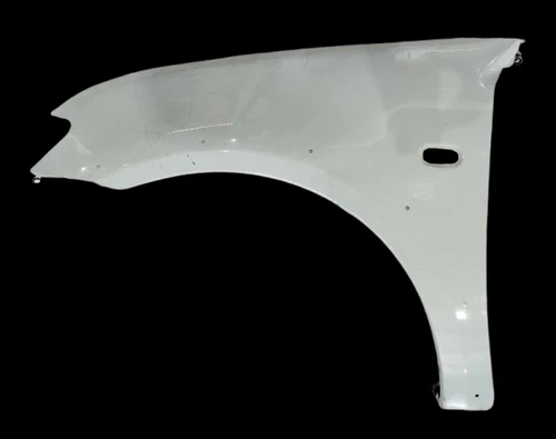 Paralama Dianteiro LE Mitsubishi L 200 Triton 1995/2005 (ID:3465)