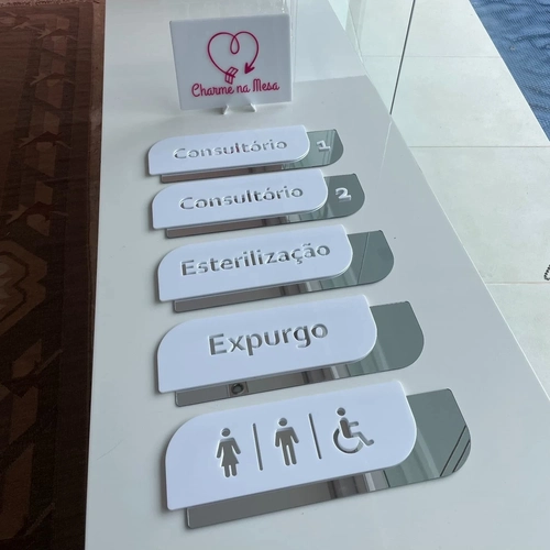 Placa Identificacao de Portas - Logo alto relevo inicial ou desenho