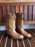 Bota Country Masculina em Couro Tamanhos 38,39,40,42