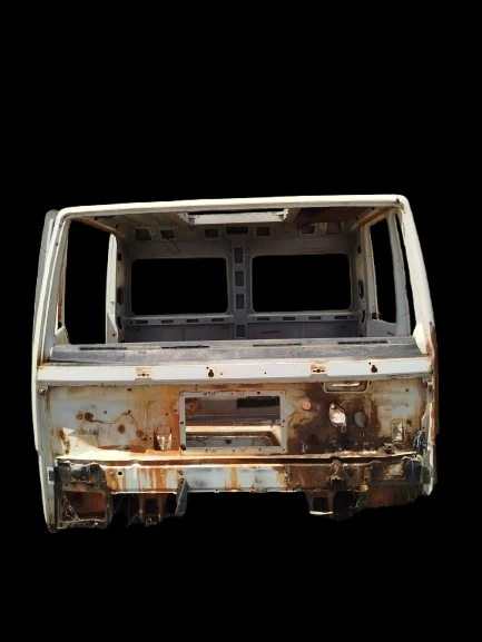 Cabine Ford cargo ano 2006 (ID:7712)