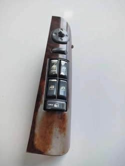 MOLDURA COM BOTÃO VIDRO ELÉTRICO GM S10 1996 (ID:21065)