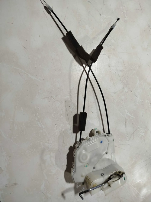 Fechadura porta traseira esquerda Honda city 2013 (ID:1571)