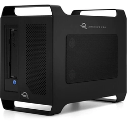 Solução de armazenamento em fita OWC Archive Pro LTO-9 com 16 TB de armazenamento integrado.
