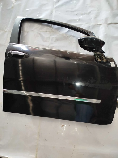 PORTA DIANTEIRA LINEA ESSENCE 1.8 2014/2015 (ID:66676)