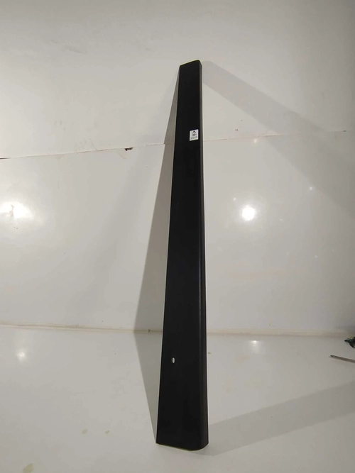 ACABAMENTO VIDRO TRASEIRO OROCH DYN 1.6 SCE 2022 (id:5698)