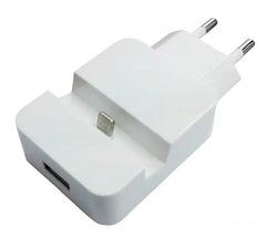 CARREGADOR DE TOMADA COM ENTRADA LIGHTNING E USB