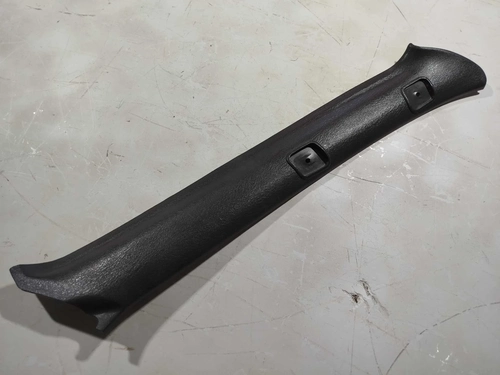 Acabamento Coluna Parabrisa direito L 200 outdoor  (ID:1576)