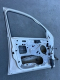 PORTA DIANTEIRA LE FORD FOCUS 2.0L HA 2007 (id:7028)
