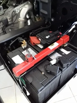 Trava Antifurto para Bateria de Caminhão (Duas Baterias)  Travanjo