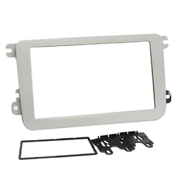 Moldura Fiamon 2 Din Vw Jetta/amarok/novo Fusca 2012 Em Diante/tiguan 07-10/ Gol G7 Prata