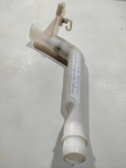 Gargalo reservatório parabrisa Fiat Punto 2017 (ID:483)