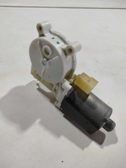 Motor vidro elétrico dianteiro direito VW Fox 2010 (ID:665)