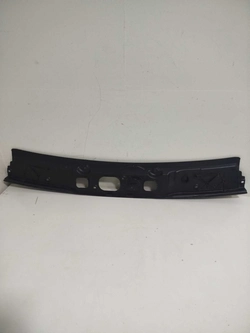 TAMPA MOLDURA ACABAMENTO TRASEIRO FIAT TORO 2016 A 2020 LE (ID:1037)