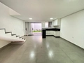 Casa para alugar no Jardim Presidente, com 3 quartos, sendo 2 suítes, com 140 m² - Londrina