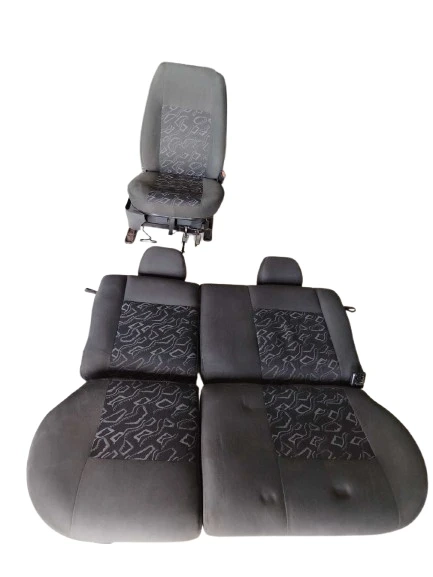 Jogo de bancos incompleto ECOSPORT XLS 1.6 2004/2005 (ID:1315)