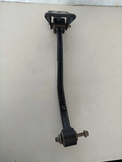 Braço Suspensão Curvo Trás. Direito Jeep Compass 2018/2021 (ID:16608)