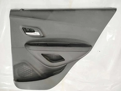 FORRO DA PORTA TRASEIRA CHEVROLET  TRACKER 1.4 2019 LD (18701)