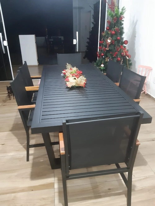 Jogo de mesa retangular colorado tampo ripado com 6 cadeiras em tela sling