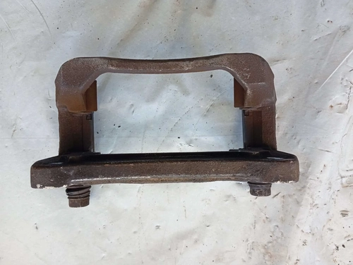 Cavalete Pinça Freio Fiat Toro 2020 (id:18611)