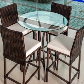 Conjunto Mesa Bistrô Vidro 4 Banquetas Estofada Fibra Sintética e Alumínio Dourados