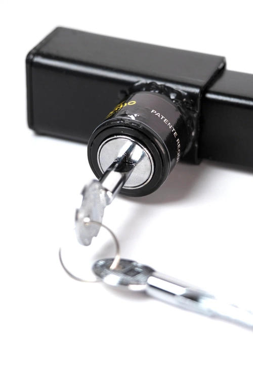 Trava Antifurto Para Bateria Scania - Segurança Com Travanjo