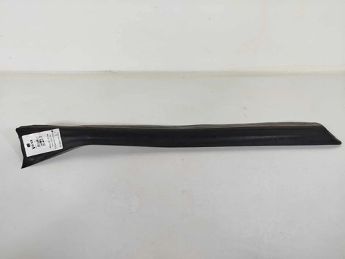 BORRACHA ENTRE PORTAS VECTRA ELEGANCE 2.0 2006 LD (ID:12677)