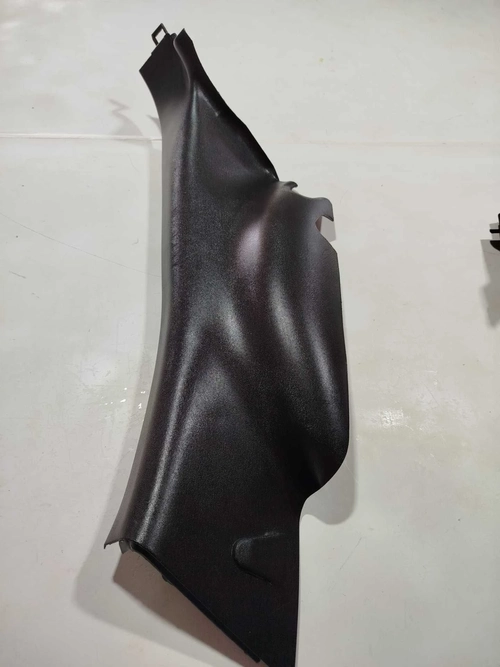 Moldura acabamento banco traseiro esquerdo Audi A3 2006 (ID:124)