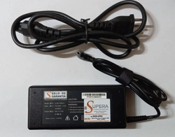 Fonte de Notebook Asus Toshiba MSI - 19V 4.74A 90W 5.5 X 2.5 mm - FT037