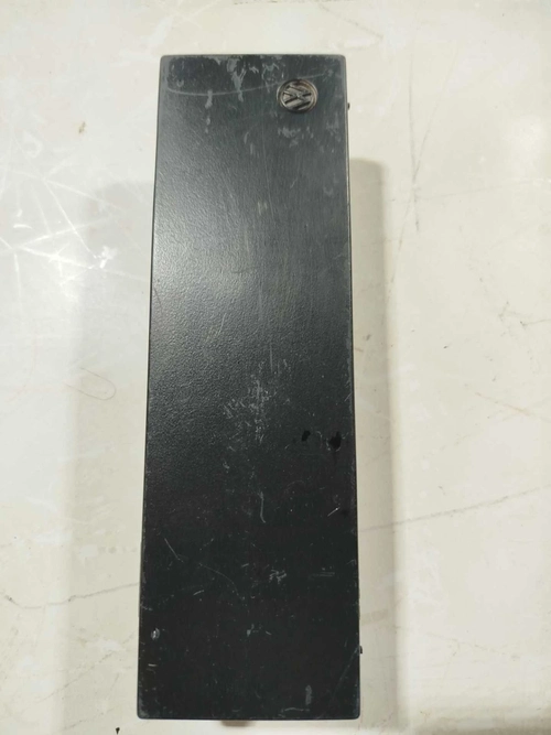 Moldura tampa rádio VW Saveiro Cross 2012 (ID:1425)