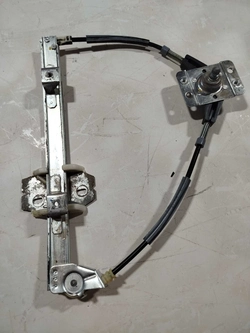 Máquina de vidro manual porta tras LD Fiat uno 2012 (ID:1396)