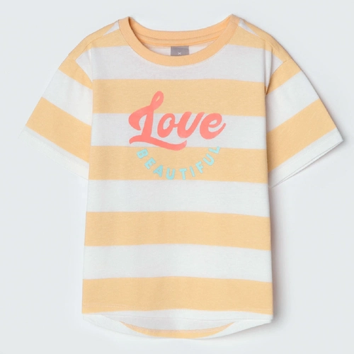 Blusa Manga Curta com Estampa Love Amarela Hering - Feminino