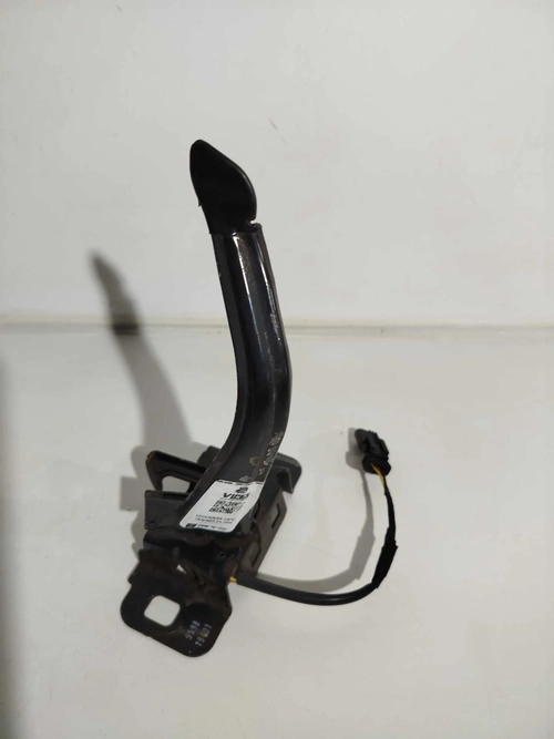 FECHADURA DO CAPÔ CHEVROT TRACKER 1.4 2019 (ID:18812)
