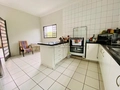 Casa à venda em Londrina, Andrade, com 4 quartos, com 320.53 m²