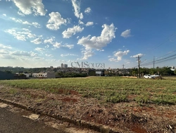Terreno à venda próximo à UEL com 644 m² e zoneamento misto em Londrina - Portal de Versalhes