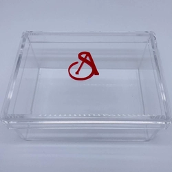 Caixa P tampa removível - Logo alto relevo inicial ou desenho