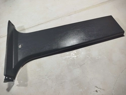 Acabamento inferior da coluna direita para TOYOTA HILUX SW4 2008 (ID:1846)