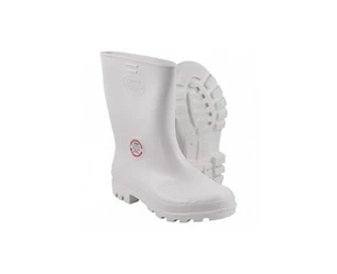 Botas em PVC: Proteção e Durabilidade para Ambientes Exigentes